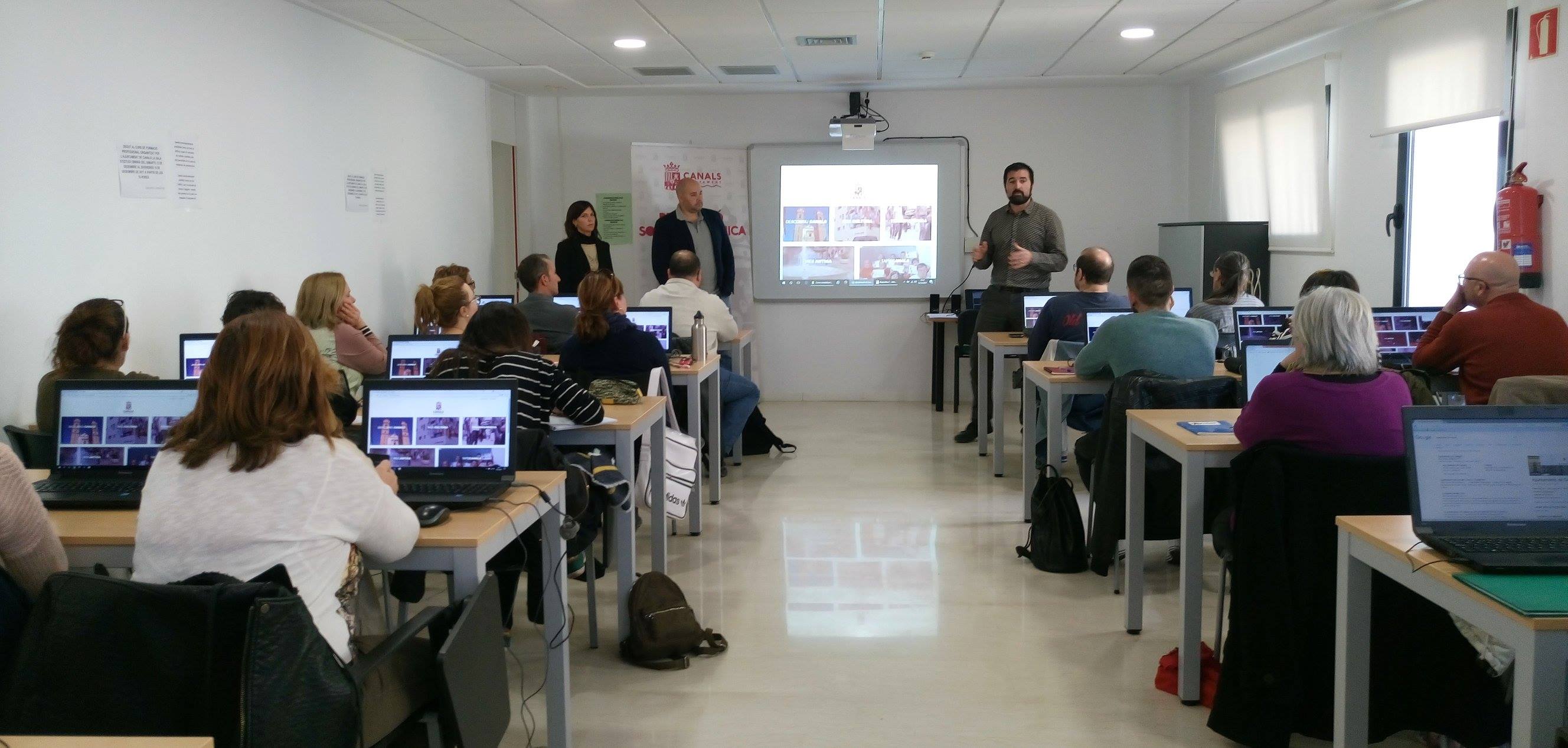 Més de 100 assistents han participat en la Setmana de la Formació Empresarial i Comercial per a PIMES de Canals