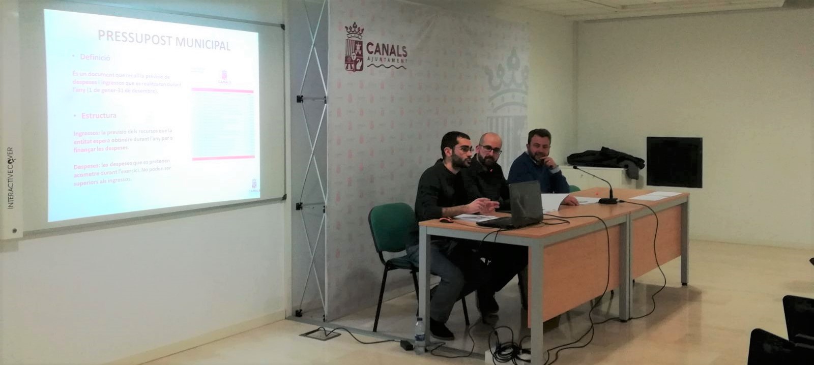 2018.02.12 L'Ajuntament respon a les preguntes dels participants en la reunió informativa dels Pressupostos 2018