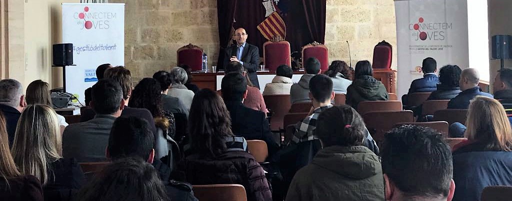 2018.02.14 L'Ajuntament de Canals assisteix a la jornada "Connectem els Joves" de les Beques Post en Xàtiva